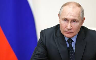 Russian President Vladimir Putin chairs a meeting via video conference with members of the Russian Government at the Novo-Ogaryovo residence outside Moscow, Russia, 29 March 2023. ANSA/GAVRIIL GRIGOROV / SPUTNIK / KREMLIN POOL MANDATORY CREDIT