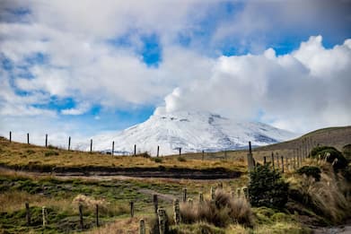 Colombia, vulcano Nevado del Ruiz a rischio eruzione: evacuazioni