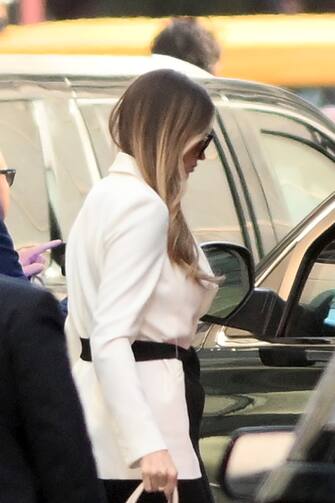 Melania Trump is seen arriving at the Trump Tower with Donald Trump in New York City



Pictured: Melania Trump

Ref: SPL5535278 030423 NON-EXCLUSIVE

Picture by: Elder Ordonez / SplashNews.com



Splash News and Pictures

USA: +1 310-525-5808
London: +44 (0)20 8126 1009
Berlin: +49 175 3764 166

photodesk@splashnews.com



World Rights, No Poland Rights, No Portugal Rights, No Russia Rights