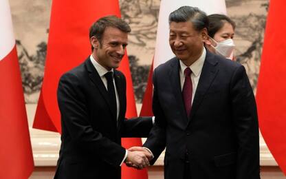 Macron dopo incontro con Xi Jinping: "Europei non siano vassalli Usa"