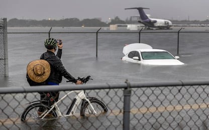 Usa, alluvione si abbatte sulla Florida: 350mm di pioggia in poche ore