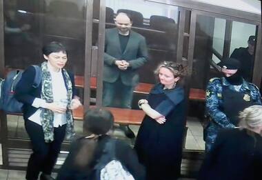 Russia, il dissidente Kara Murza condannato a 25 anni di carcere