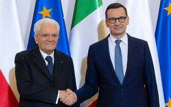 Warsaw - The President of the Republic Sergio Mattarella with the Prime Minister of the Republic of Poland, Mateusz Morawiecki, today 18 April 2023. (Photo by Paolo Giandotti - Press Office for Press and Communication of the Presidency of the Republic)