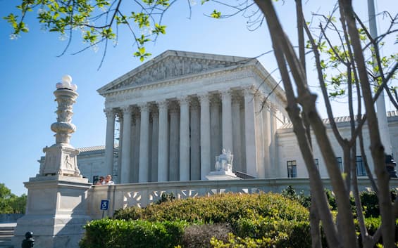 US Supreme Court maintains access to the abortion pill: decision postponed to Friday 21st