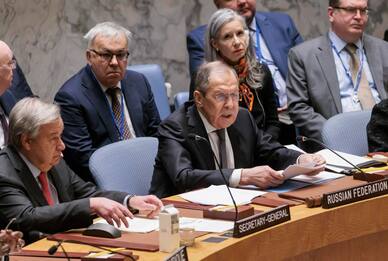Lavrov: "Linea pericolosa". Guterres: invasione russa viola carta Onu