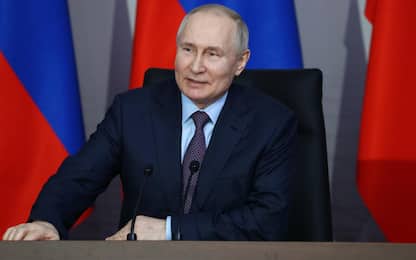 Putin firma legge per espulsioni da regioni ucraine annesse a Russia
