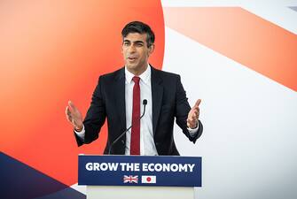 TOKYO, JAPAN - MAY 18: UK Prime Minister Rishi Sunak making a speech  during a business reception at Mori Art Museum, Roppongi Hills Mori Tower, on May 18, 2023 in Tokyo, Japan. (Photo Stefan Rousseau - WPA Pool/Getty Images)