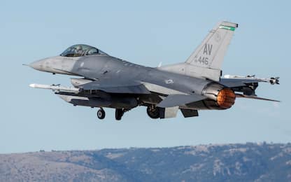 F-16 all’Ucraina, dai radar all’addestramento: tutte le incognite