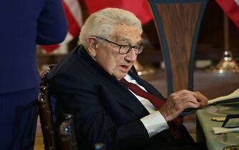 Former US Secretary of State Henry Kissinger attends a luncheon at the US State Department in Washington, DC, on December 1, 2022. (Photo by ROBERTO SCHMIDT / AFP) (Photo by ROBERTO SCHMIDT/AFP via Getty Images)