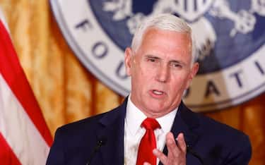 Elezioni Usa 2024, Mike Pence presenta la candidatura alla Casa Bianca