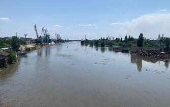 KHERSON, UKRAINE - JUNE 6: A view of River Dnieper with incoming water after explosions at the Kakhovka hydropower plant caused floods in Kherson, Ukraine on June 6, 2023. (Photo by Svitlana Horieva/Anadolu Agency via Getty Images)