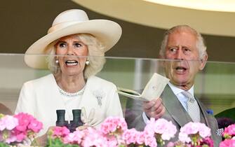 ASCOT, ENGLAND - JUNE 20: Queen Camilla and King Charles III attend day one of Royal Ascot 2023 at Ascot Racecourse on June 20, 2023 in Ascot, England.  (Photo by Samir Hussein/WireImage)