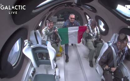 Spazio, il volo di Virgin Galactic riuscito: 4 italiani a bordo