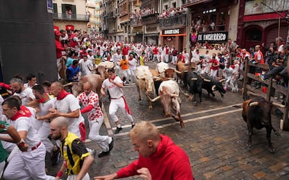 Pamplona, corsa tori per la Festa di San Firmino: le immagini. FOTO