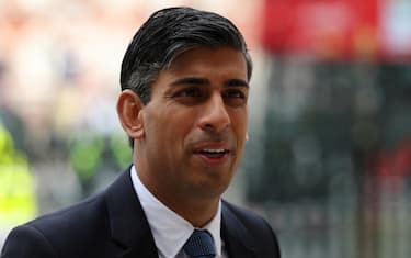 epa10727374 British Prime Minister Rishi Sunak arrives for the National Health Service (NHS) 75th anniversary ceremony at Westminster Abbey in London, Britain, 05 July 2023. The NHS was established in 1948 as part of major social reforms following the Second World War. The founding principles were that services should be comprehensive, universal and free at the point of delivery.  EPA/Andy Rain