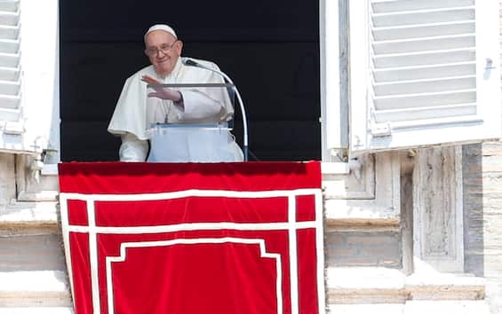 Pope Francis at the Angelus: “I am close to the people of Morocco”
