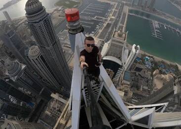 Hong Kong, l'acrobata Remi Lucidi muore precipitando da grattacielo
