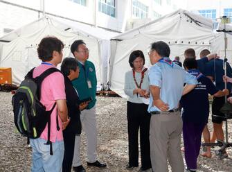 epa10783903 Health Minister Cho Kyoo-hong (3-L) inspects a clinic for the ongoing World Scout Jamboree in Saemangeum, South Korea, 04 August 2023, as over 100 participants have been taken to hospitals with symptoms of heat-related illnesses amid the scorching heat since the event's opening two days ago.  EPA/YONHAP SOUTH KOREA OUT