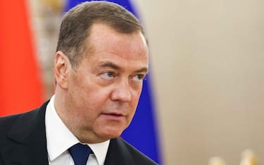 Ucraina, Medvedev: "Zelensky obiettivo legittimo per Russia". LIVE