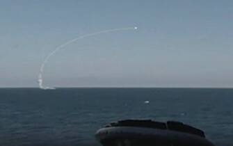 epa09772206 A handout still image taken from handout video made available by the Russian Defence ministry press-service shows Russian navy ship launches a domestic surface ship and submarine-launched anti-ship missile 3M54 Kalibr/Klub during the Russian strategic deterrence forces exercises in Russia, 19 February 2022. Russian President Vladimir Putin opens exercises of the Russian strategic deterrence forces with launches of the ballistic missiles. Russian Navy ships of the Northern and Black Sea Fleets launched 'Kalibr' cruise missiles and 'Zirkon' hypersonic missiles at sea and ground targets during scheduled exercises of the strategic deterrence forces on Saturday. The 'Yars' intercontinental ballistic missile was launched from Plesetsk at the Kura training ground.  EPA/RUSSIAN DEFENCE MINISTRY PRESS SERVICE / HANDOUT  HANDOUT EDITORIAL USE ONLY/NO SALES