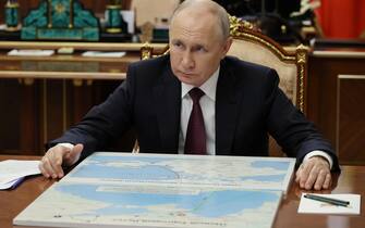 epa10818571 Russian President Vladimir Putin meets with acting head of the Donetsk People's Republic (DPR) Denis Pushilin at the Kremlin in Moscow, Russia, 24 August 2023.  EPA/MIKHAEL KLIMENTYEV/SPUTNIK/KREMLIN POOL MANDATORY CREDIT