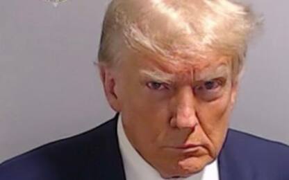 Usa Weekly News, Trump in tribunale: foto segnaletica nella storia