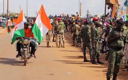 Niger, manifestazioni anti-Francia. Scade ultimatum per ambasciatore