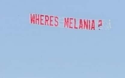 Iowa, in cielo striscione che provoca Donald Trump: “Dov'è Melania?”