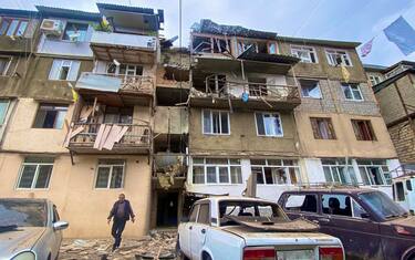I danni dei bombardamenti in Nagorno-Karabakh