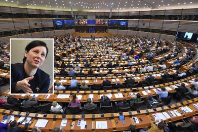 Ue denuncia: "Disinformazione russa diffusa, rischi per elezioni"