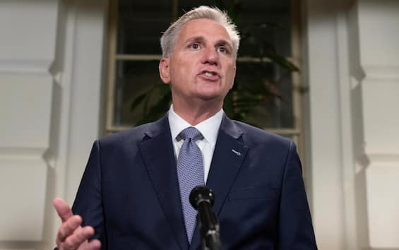 The House removes Speaker McCarthy, the first time in the US