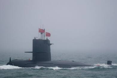 Gli 007 inglesi: "Morti asfissiati 55 marinai cinesi". Pechino nega