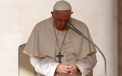 Il Papa all'udienza generale: “Raffreddato, non leggo la catechesi"