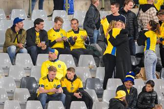 Brussels attack, fans stuck in the stadium in fear and dismay.  PHOTO