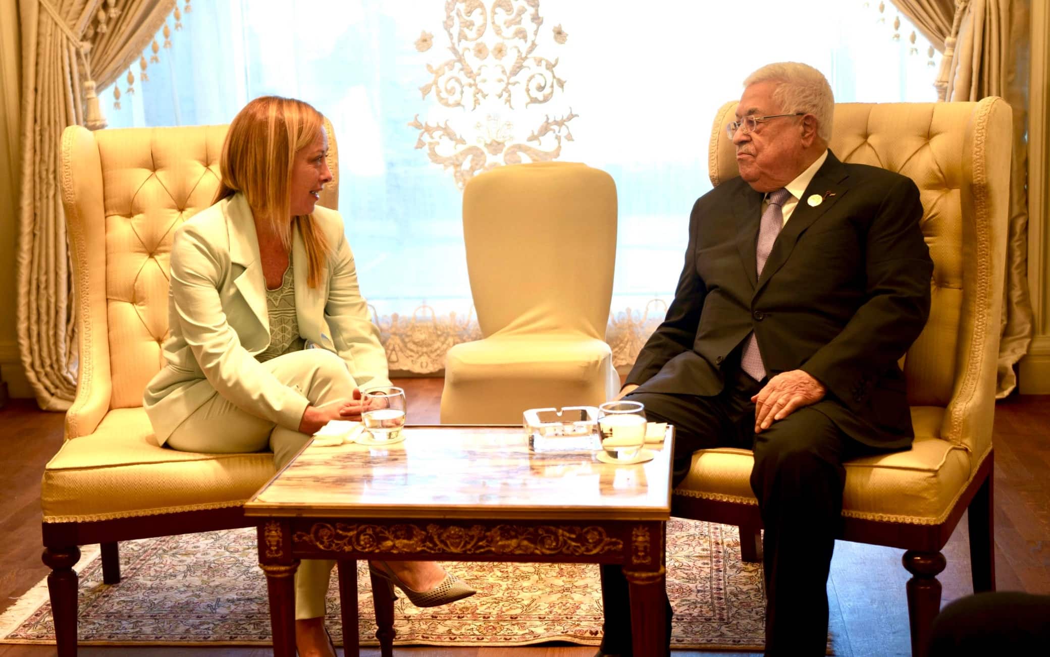 Prime Minister Giorgia Meloni and Palestinian President Abu Mazen during the ongoing bilateral meeting on the sidelines of the peace summit in Cairo, Egypt, 21 October 2023.
ANSA/ CHIGI PALACE PRESS OFFICE/ FILIPO ATTILI +++ ANSA PROVIDES ACCESS TO THIS HANDOUT PHOTO TO BE USED SOLELY TO ILLUSTRATE NEWS REPORTING OR COMMENTARY ON THE FACTS OR EVENTS DEPICTED IN THIS IMAGE; NO ARCHIVING; NO LICENSING +++ NPK +++