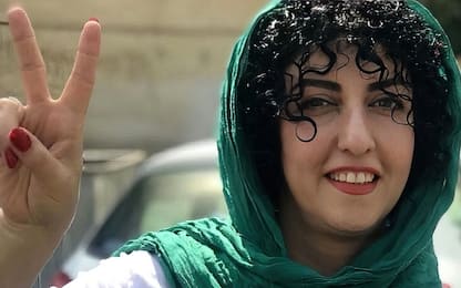 Iran, premio Nobel Narges Mohammadi inizia sciopero fame in carcere