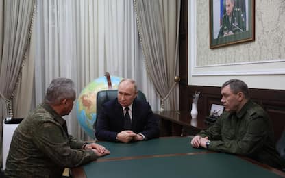 Putin, visita a sorpresa nel quartier generale russo di Rostov
