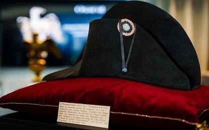 Un cappello di Napoleone venduto all'asta per 1,932 milioni euro