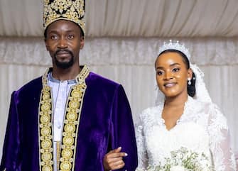 Uganda, Jovia Mutesi is queen of Busoga with a dress inspired by Kate Middleton’s