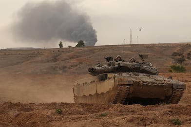 Guerra Israele - Hamas, tank Idf attaccano nel Sud della Striscia LIVE