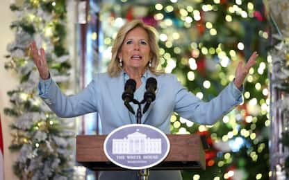 Natale 2023, la First Lady svela le decorazioni della Casa Bianca