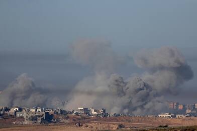 Israele-Hamas, carri armati entrano a Khan Yunis, nel Sud di Gaza LIVE