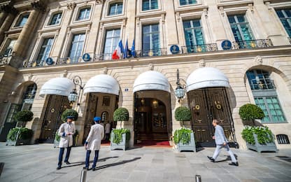 Parigi, ritrovato l'anello da 750mila euro scomparso al Ritz