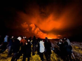 Islanda, erutta vulcano dopo settimane di forte attività