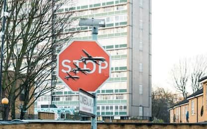 Banksy, nuova opera rubata poche ore dopo l’installazione: due arresti
