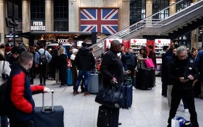 Londra, cancellati tutti gli Eurostar: disagi per migliaia a Capodanno