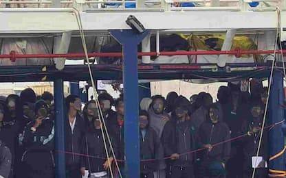 Migranti, in 23 della Ocean Viking sbarcano a Catania