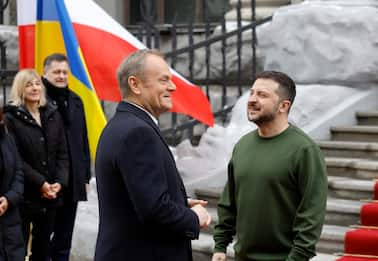 Tusk vede Zelensky: "Guerra in Ucraina è lotta tra bene e male"