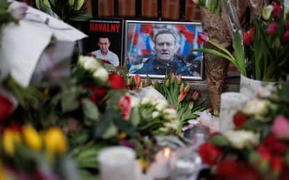Navalny, la madre: "Ho visto Alexei, vogliono seppellirlo in segreto"