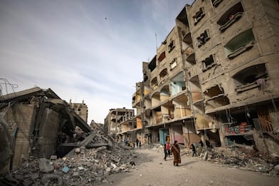 Guerra, Israele: Intensi combattimenti a Gaza City e Khan Yunis. LIVE
